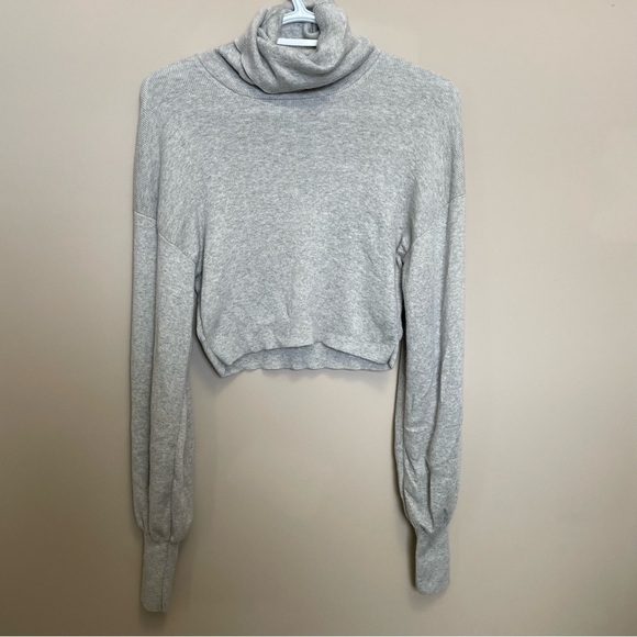 Aritzia’s Wilfred Rebecca Wool Blend Cropped Turtleneck Sweater Women’s Small - Picture 1 of 8